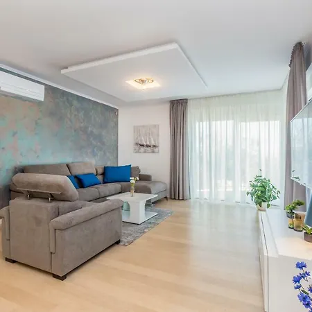 Roko Villa *
